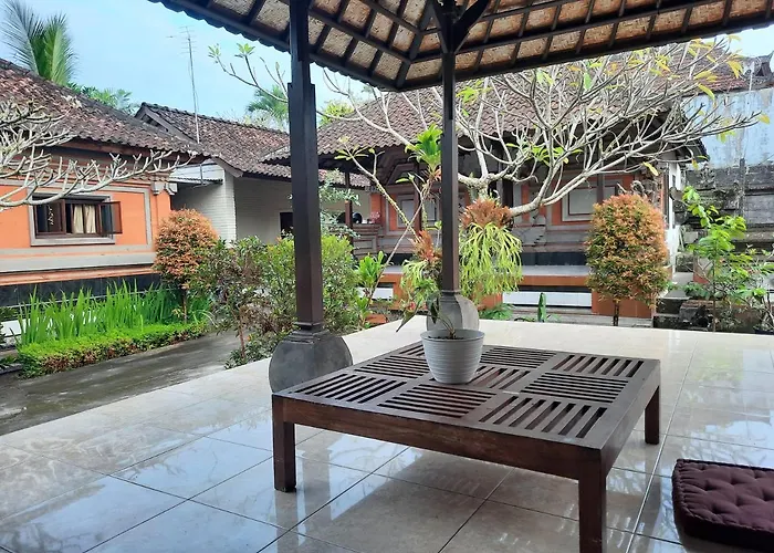 Darta House *