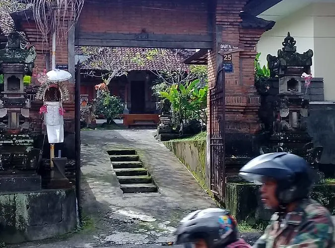 Darta House